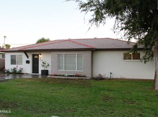 907 E Berridge Ln, Phoenix, AZ 85014