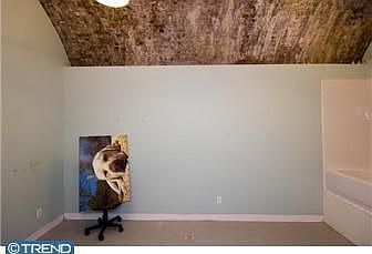 5th image of 334 N Water St #C
