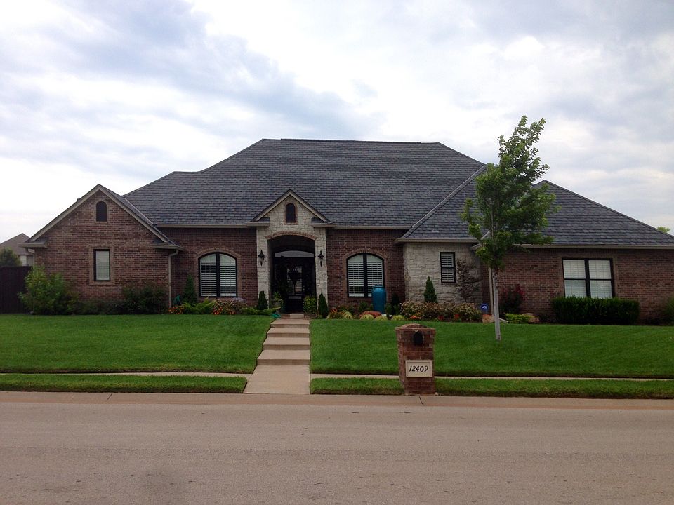 1st image of 12409 Carriage Way
