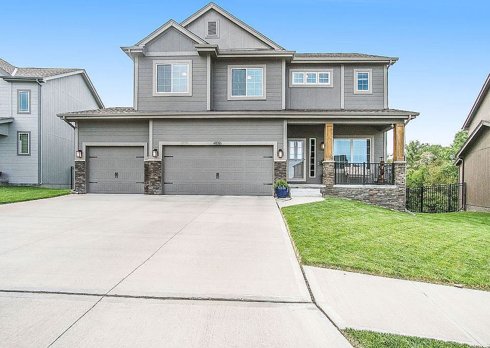 1st image of 4716 S 199th Ave