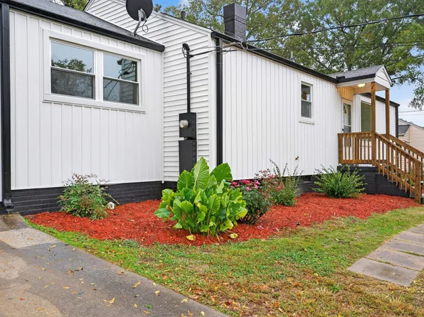 105 S Estate Dr, Greenville, SC 29605