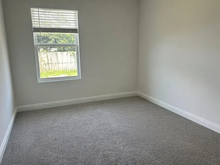 1226 Fairchild Village Dr — Photo 17