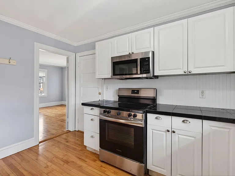 50 Noyes St #2 — Photo 7