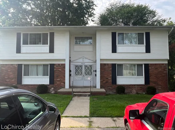 36741 Hathaway St, New Baltimore, MI 48047
