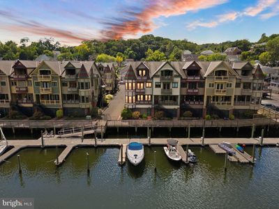 262 Gaslight Landing Ct, Occoquan, VA, 22125