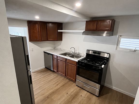 5th image of 1515 11th St