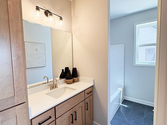 5th image of 18655 Icebox Ln