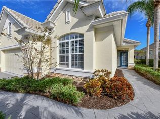 6559 Oakland Hills Dr, Lakewood Ranch, FL 34202