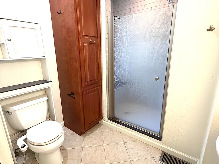 2136 N Lafayette St #2136 — Photo 11
