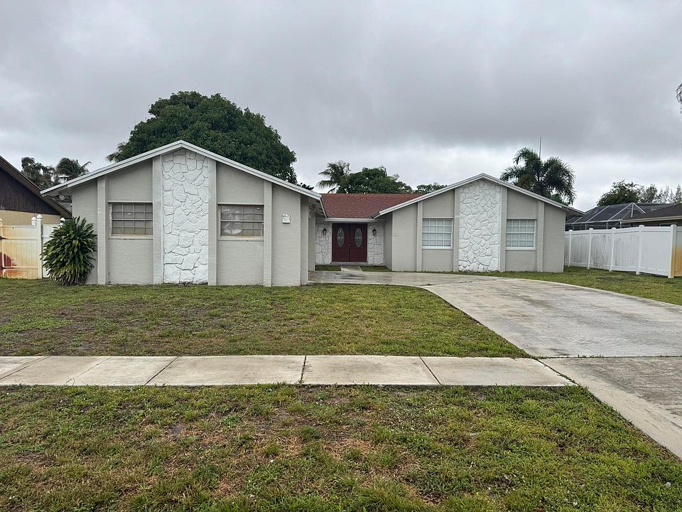 1st image of 589 Cashiers Drive
