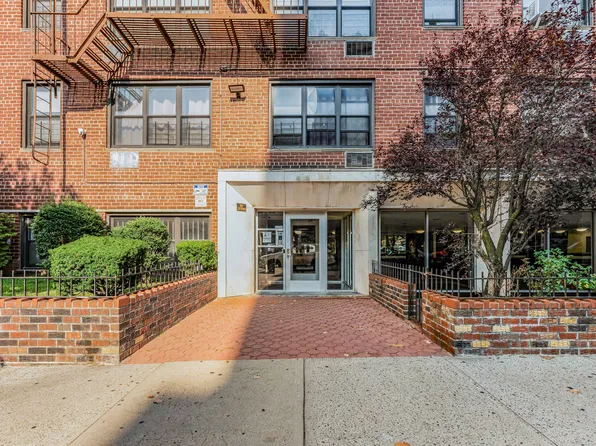 425 East 26th Street image 17 of 19