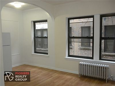 1st image of 5417 N Kenmore Ave APT 211