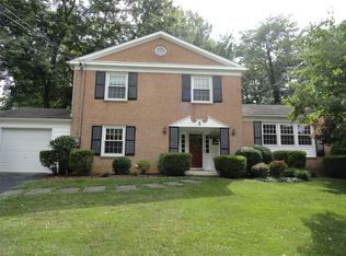 3 Sussex Ct, Rockville, MD 20854