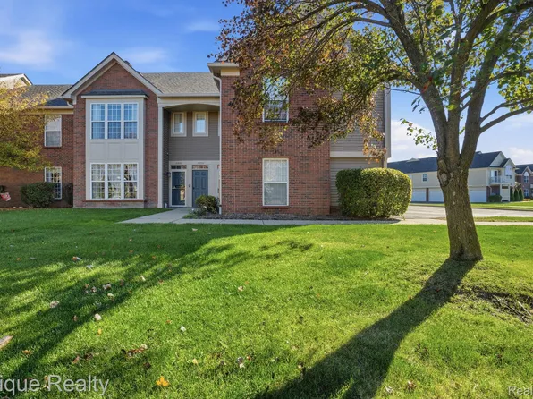 51848 Adler Park Dr E #75, New Baltimore, MI 48051