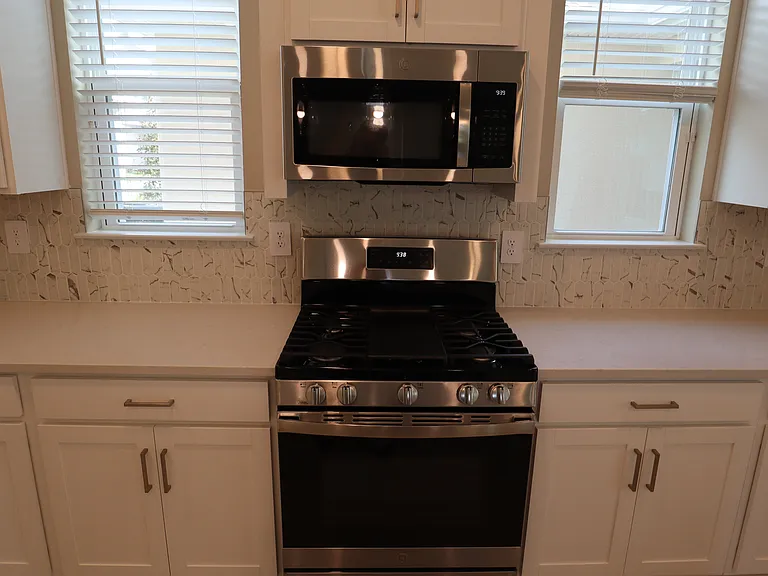 5172 Goldfinch Dr — Photo 11