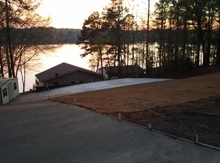 65 Gaddis Beach Dr, Titus, AL 36080