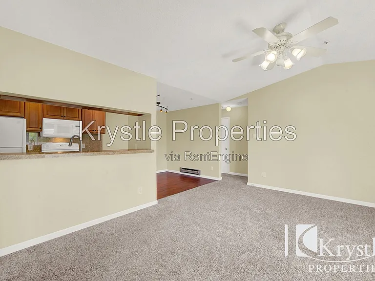 1201 Glen Cove Pkwy #713 — Photo 6