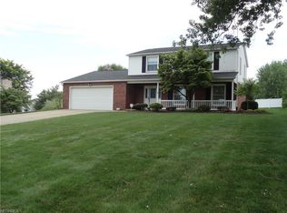 2662 Gladiola St NE, Canton, OH