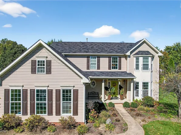 1561 Strauss Ln, Twinsburg, OH 44087