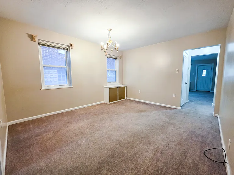 1432 Tolma Ave — Photo 4