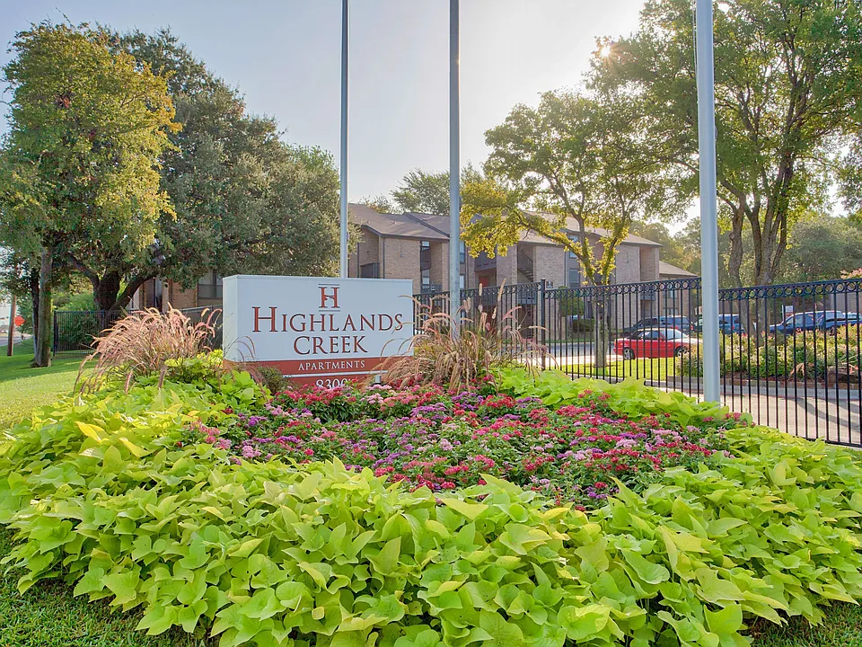 Highlands Creek Apartments