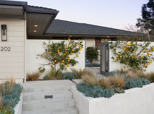 2202 Private Rd, Newport Beach, CA 92660