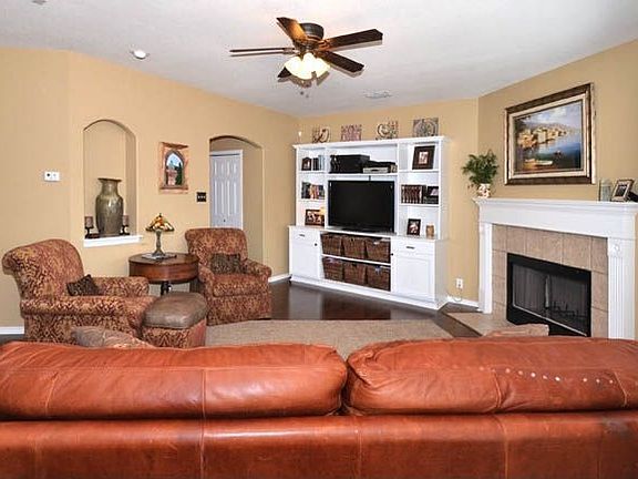 2nd image of 4408 Pinehurst Mesa