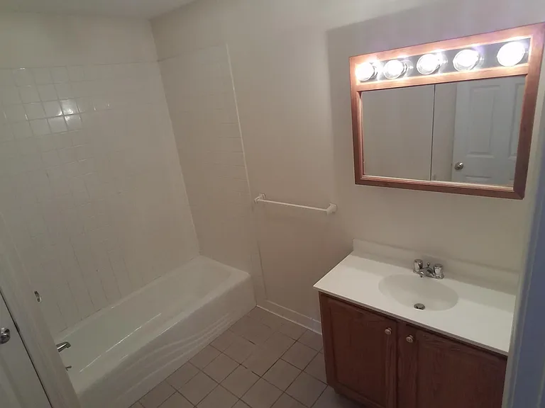 7 Rantoul St #302 — Photo 2