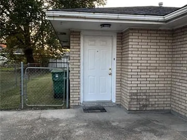 5142 Mount Matterhorn Dr, Marrero, LA 70072