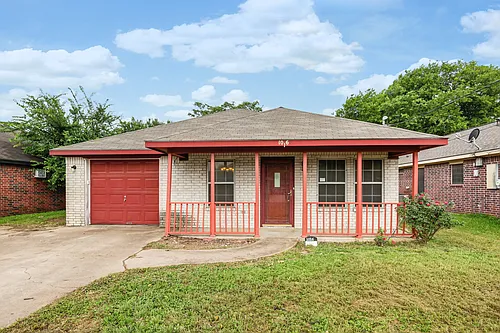 1016 Hatton St Photo 1