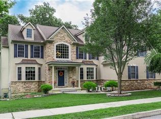 5706 Belmont Cir, Allentown, PA 18106