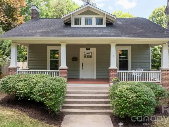 722 E Broad St, Statesville, NC 28677