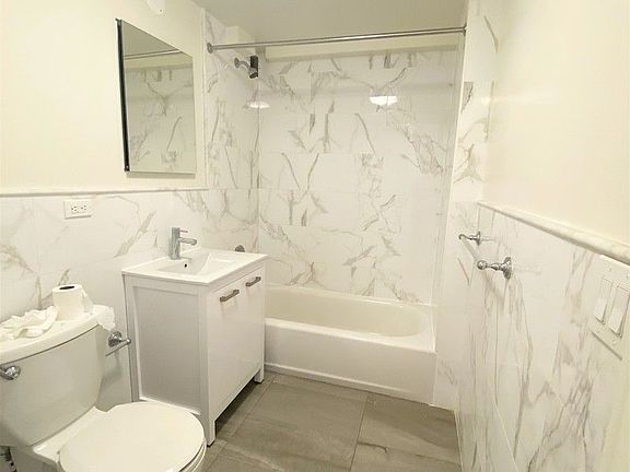 4th image of 44 E 132nd St #5AA