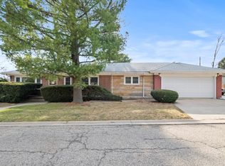 1426 Sunset Dr, Round Lake Beach, IL
