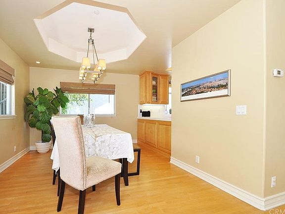 5th image of 722 N Irena Ave #B