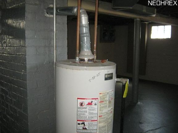 3rd image of 10108 Sladden Ave