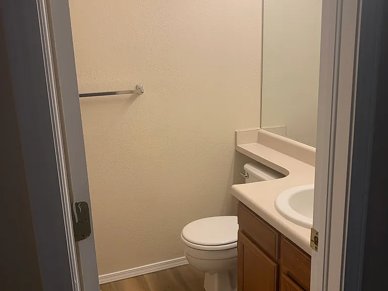 934 Tampico Ct — Photo 24