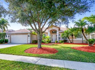 3243 Potomac Ct, Naples, FL 34120