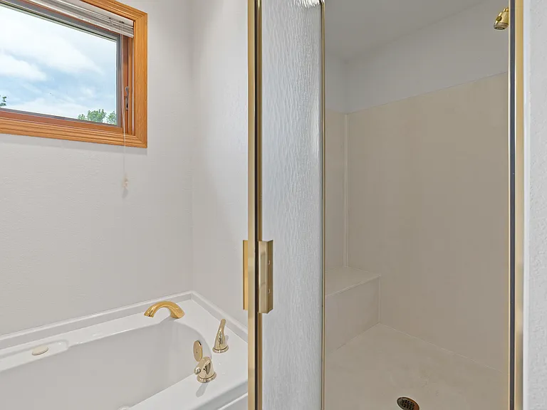 1132 Enchantment Rd — Photo 14