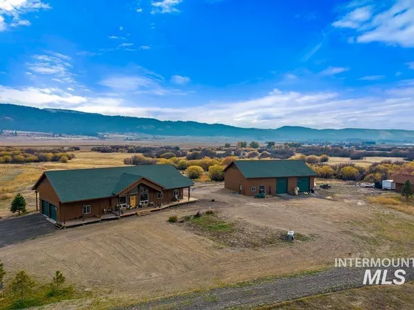 3858 Lewis Creek Ct, New Meadows, ID 83654