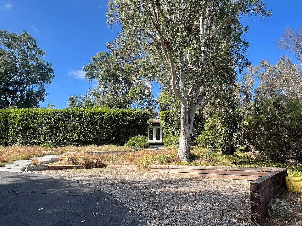 Parking, front walk and entrance