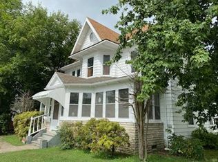 446 E Chestnut St, Bridgeport, IL 62417