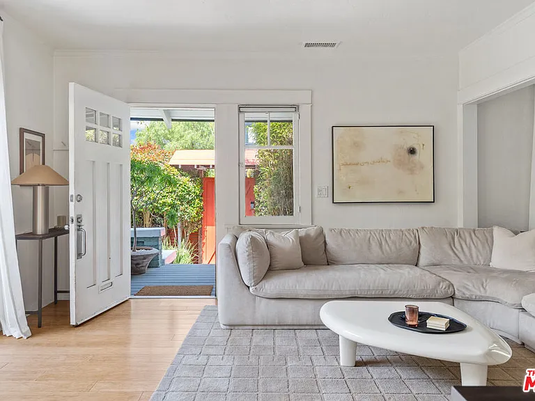 648 Palms Blvd — Photo 9
