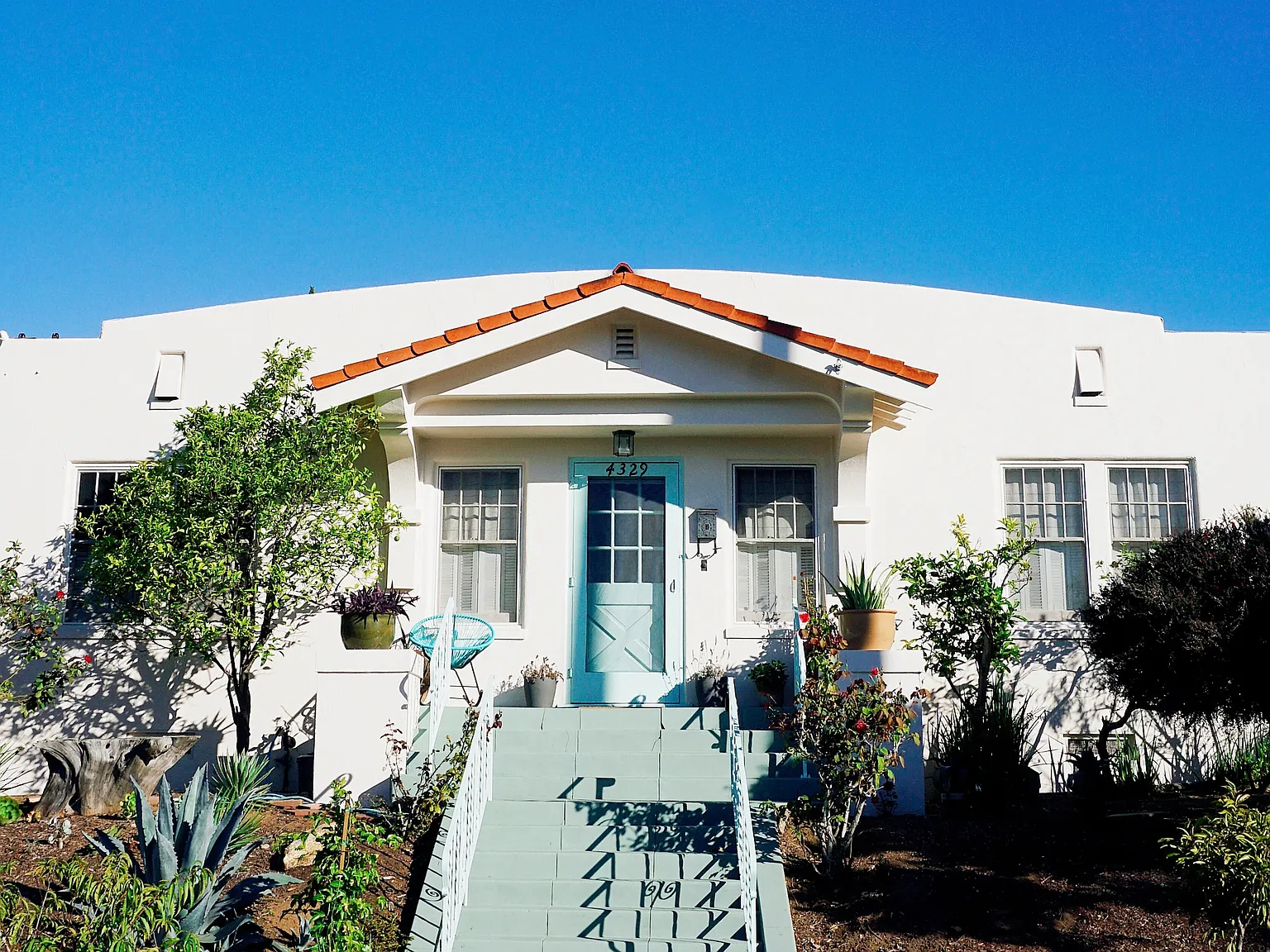 3 bed, 1000 sqft, $4,995 — Photo 2