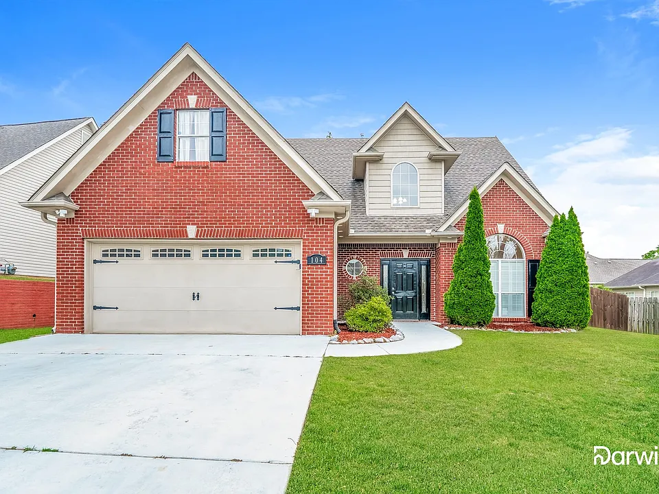 104 Hermitage Ln