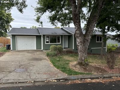 482 Corona Loop Rd, Roseburg, OR, 97471