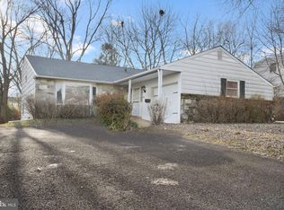 322 Hogeland Rd, Southampton, PA 18966