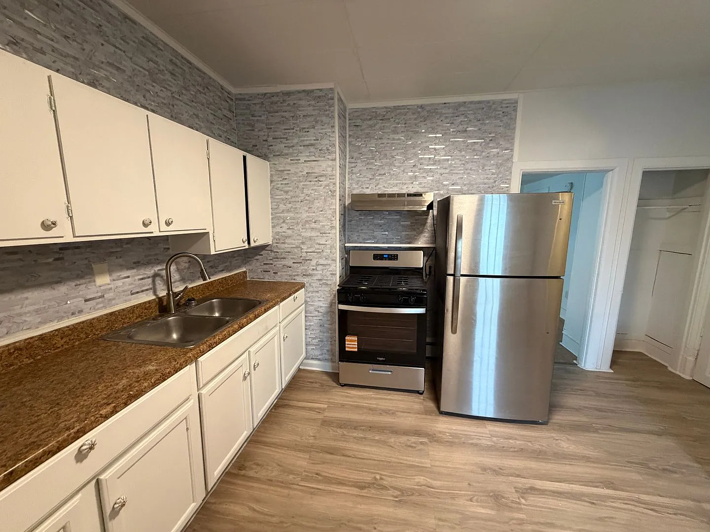 58-60 Intervale Avenue — Photo 3