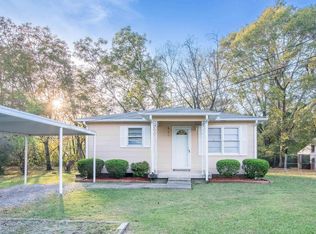 611 Bethel St NE, Hartselle, AL 35640