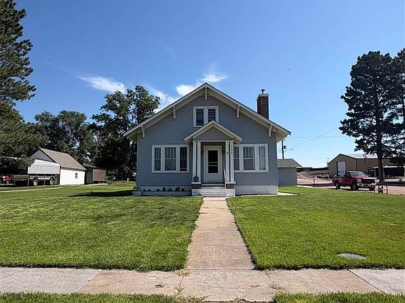3rd image of 366 Bates Blvd